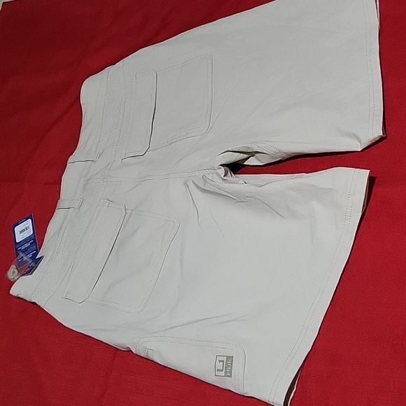 Nwt Huk Beige PFG Shorts Size Large - Picture 6 of 9